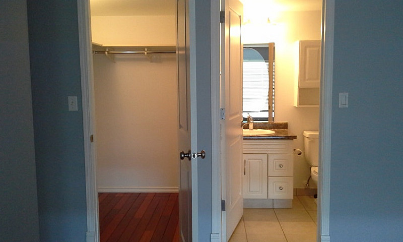 2 Bed,2 Bath, 1200Sq...