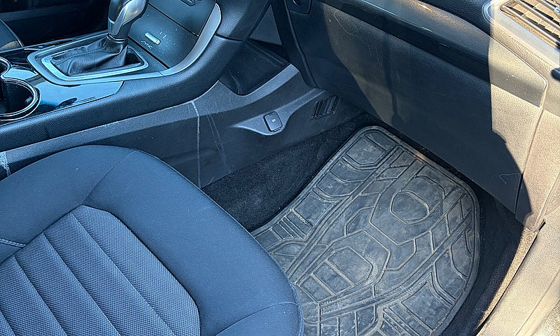 2015 Ford Edge Se...