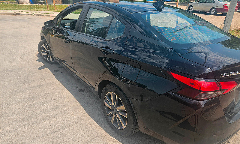 Versa 2024 45000Km...