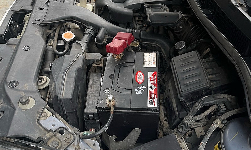 2009 Nissan Versa ...