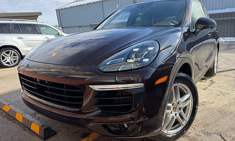 2015 Porsche Cayenne...