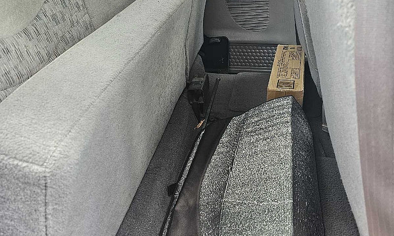 2000 Ford F350...