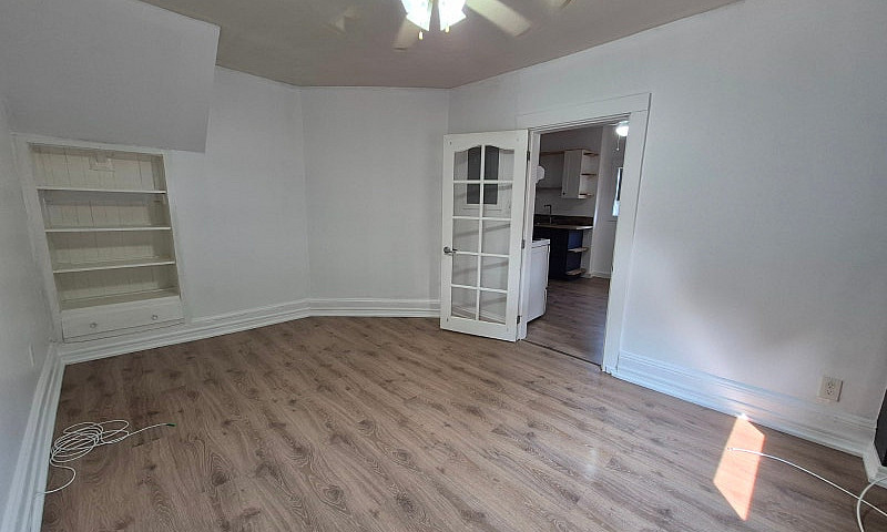 1 Bedroom Apartment...