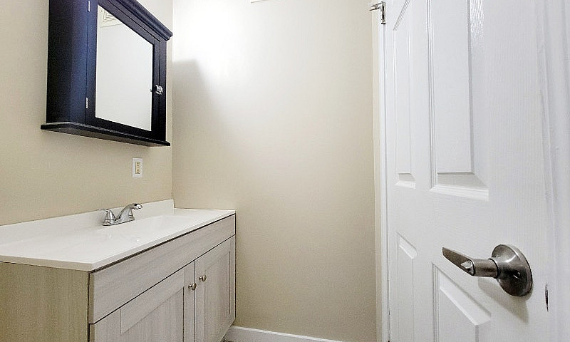 3 Bed 2 Full Bath Ho...