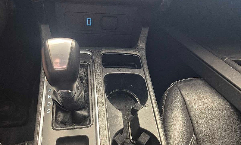 2017 Ford Escape Tit...