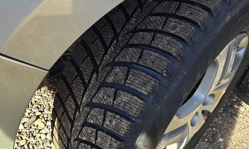 2006 Honda Odyssey...