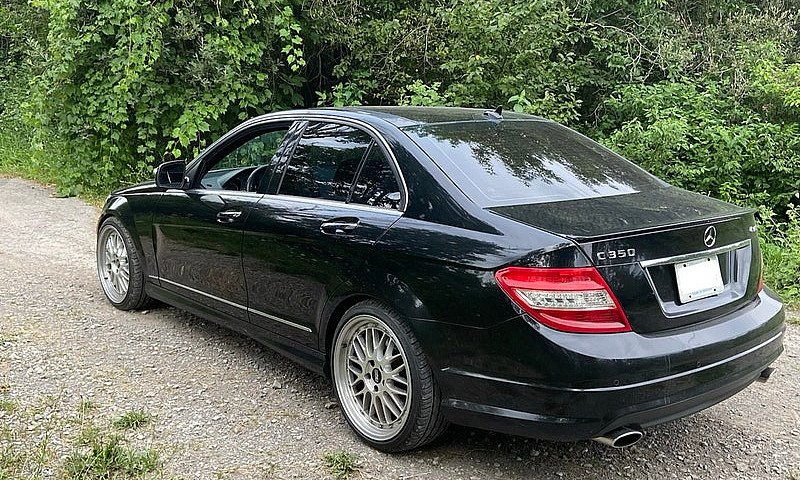 2009 Mercedes C350...
