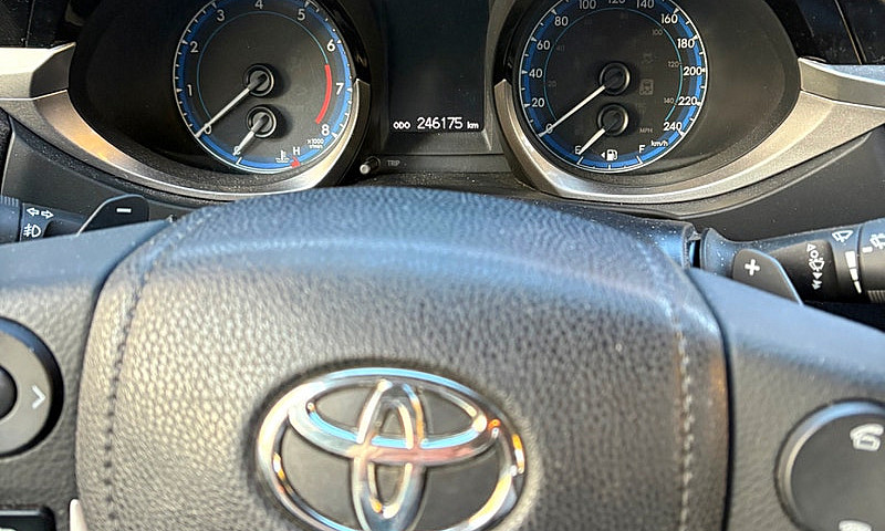 Toyota Corolla S 201...