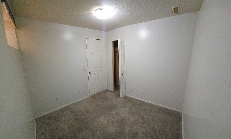 2 Bedrooms Basement ...
