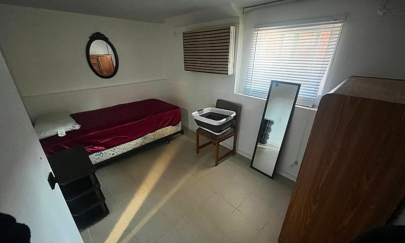 3 Bedrooms For Rent...