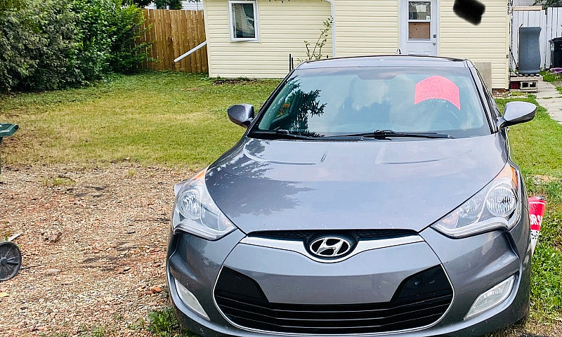  Hyundai Veloster 20...