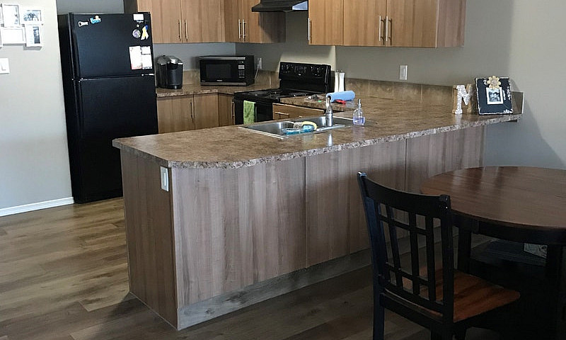2 Bedroom - 1 Bathro...