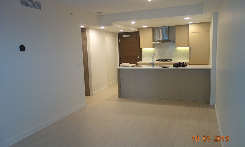2 Bed Condo In Richm...
