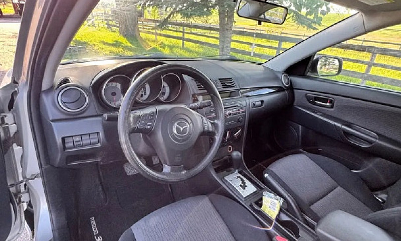 2007 Mazda 3...