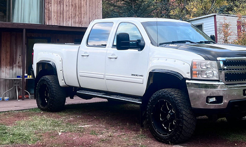 2011 Duramax 3500 Lt...