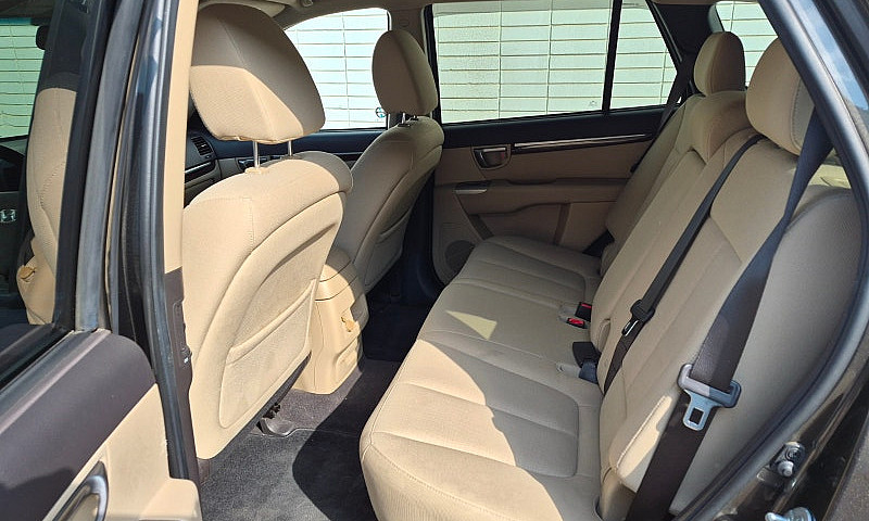 2011 Hyundai Sante F...