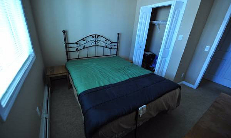 2 Bed 2 Bath Beautif...