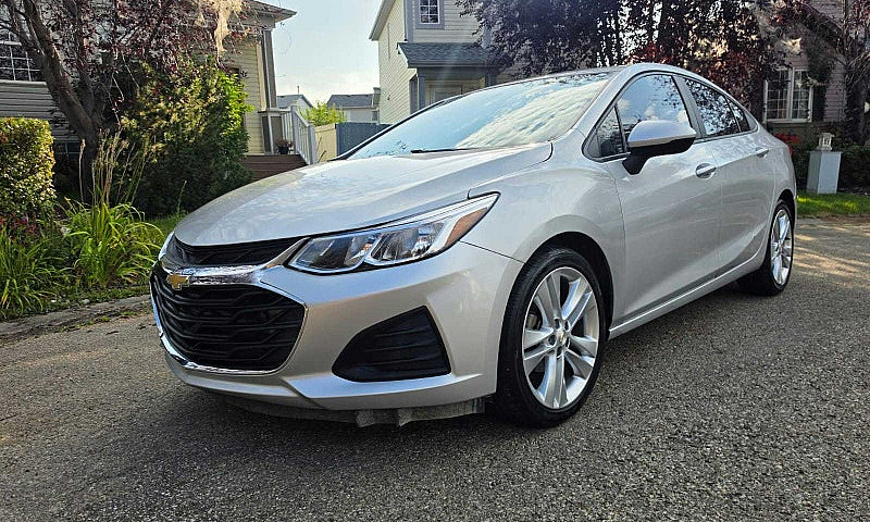 2019 Chevrolet Cruze...