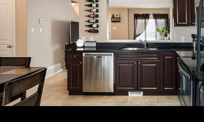 Townhouse For Rent...