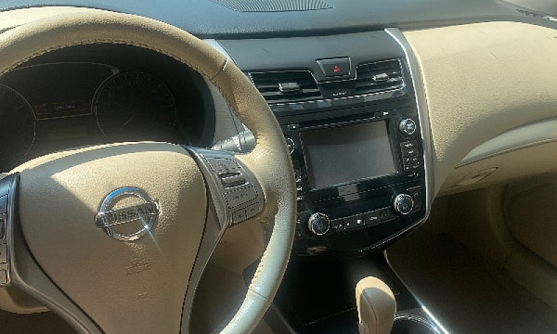 Nissan Altima 2013!!...