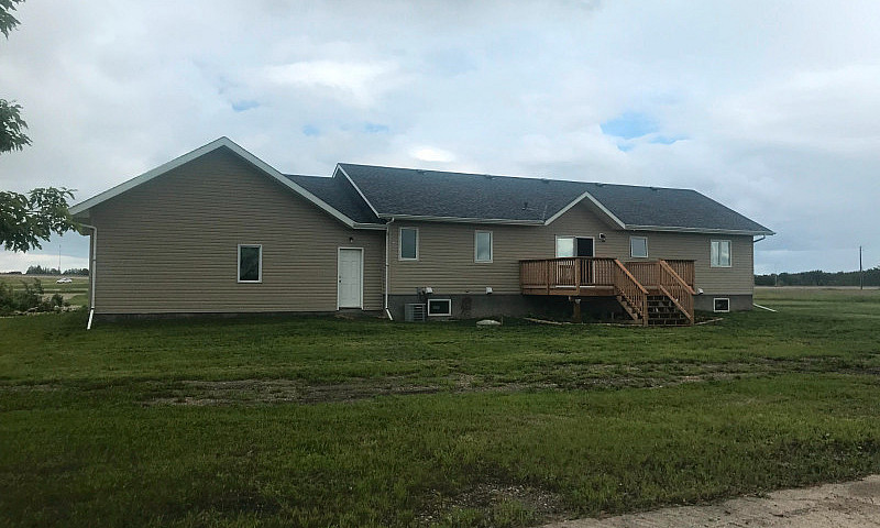 House And Acreage Fo...