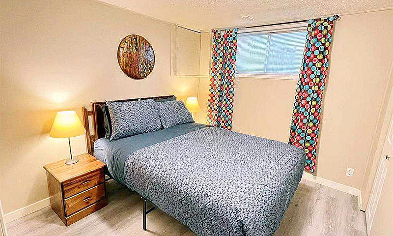 2 Bed Basement Sw...