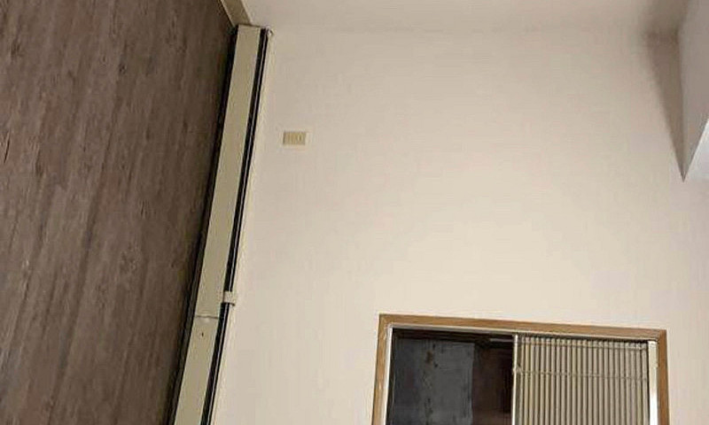 1 Bedroom In 2 Bedro...