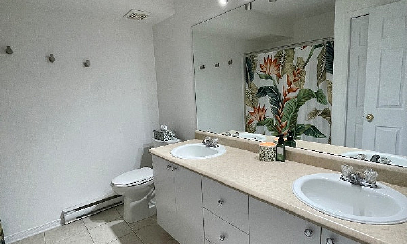 Condo À Vendre 2Cac...