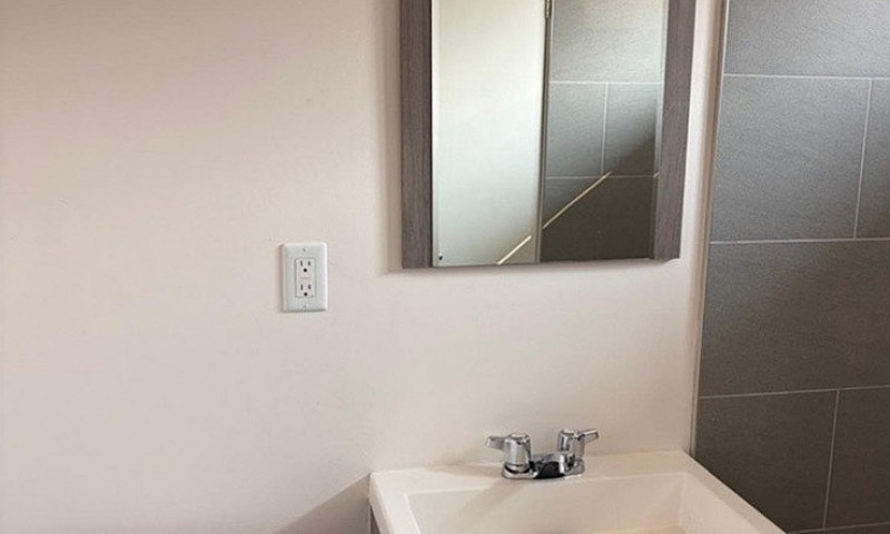 3Bed 2 Bath House Gr...