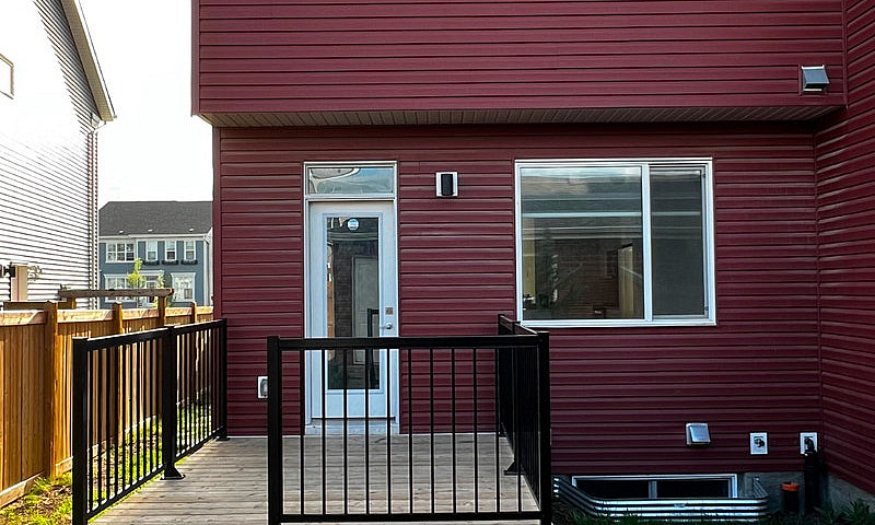 3 Bed 2.5 Bath Main ...