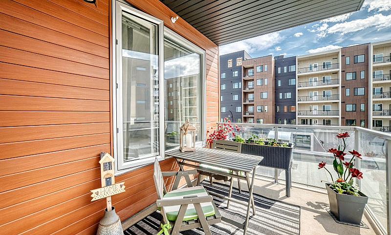 Large 4Th Floor Sw C...