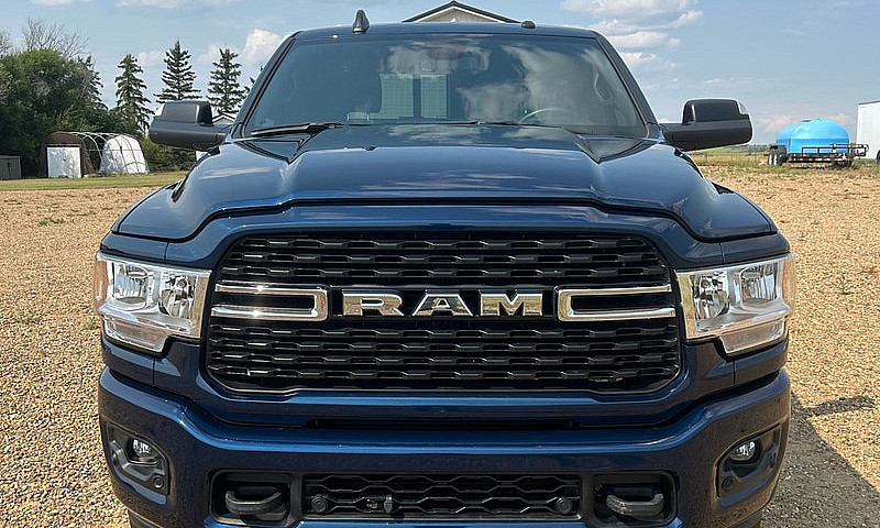 2022 Ram 3500 Megaca...