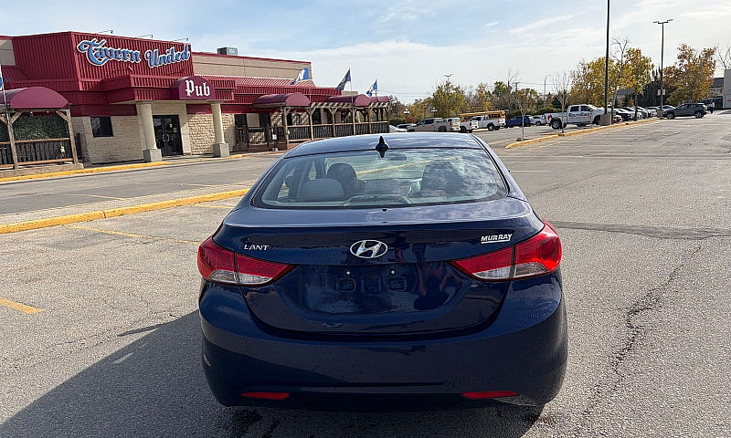 2012 Hyundai Elantra...