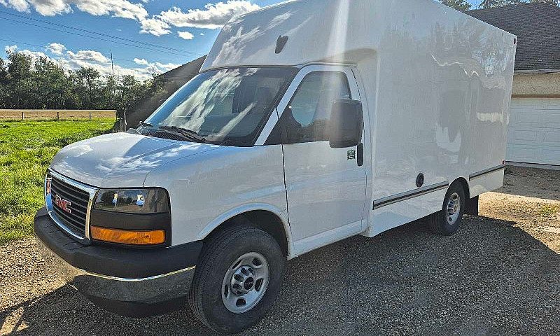 2023 Gmc Savana 3500...