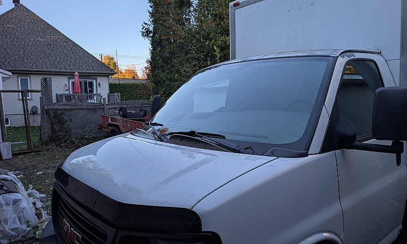 Camion Cube Gmc...