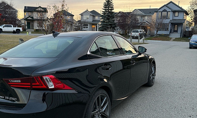 Lexus Is 250...