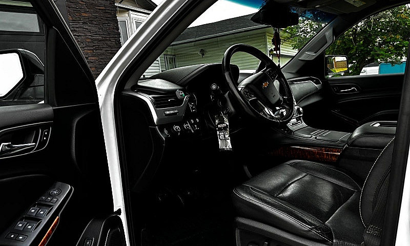 2018 Chevy Tahoe Pre...