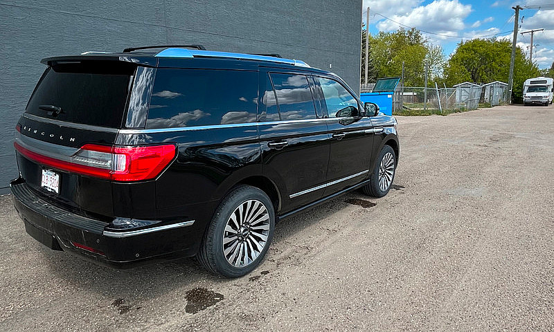2021 Lincoln Navigat...