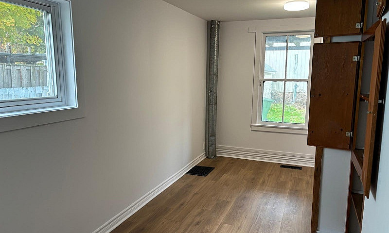 2 Bedroom Apartment ...
