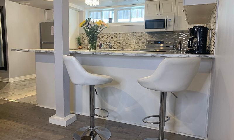 Spacious 2-Bedroom I...