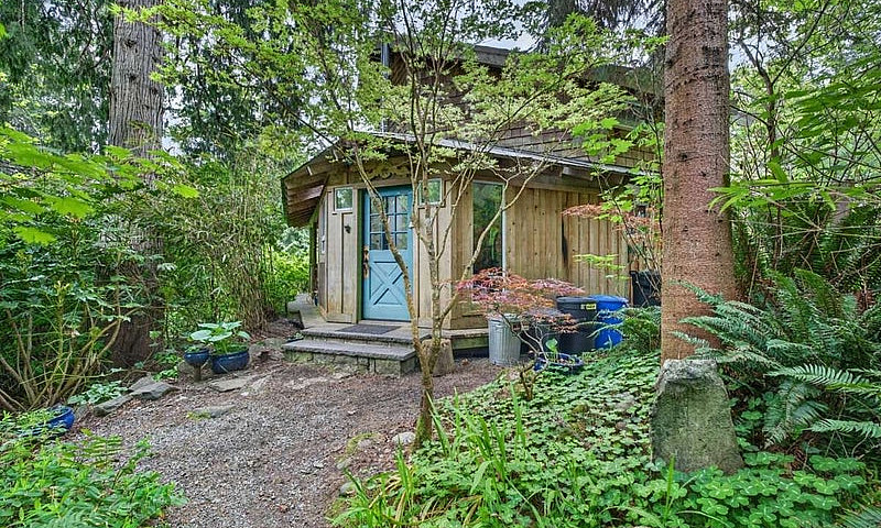 Spacious Island Prop...