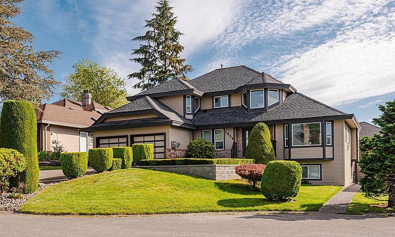 3 Bedroom Basement F...