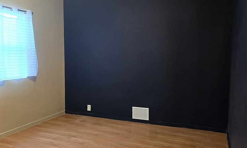House For Rent On La...