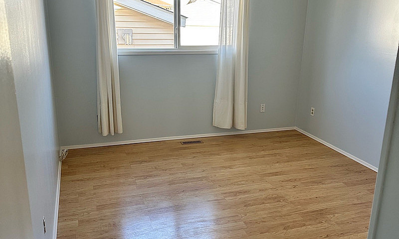 2 Bed +1Bath Main Fl...