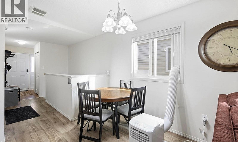 2 Bed 1 Bath Duplex ...