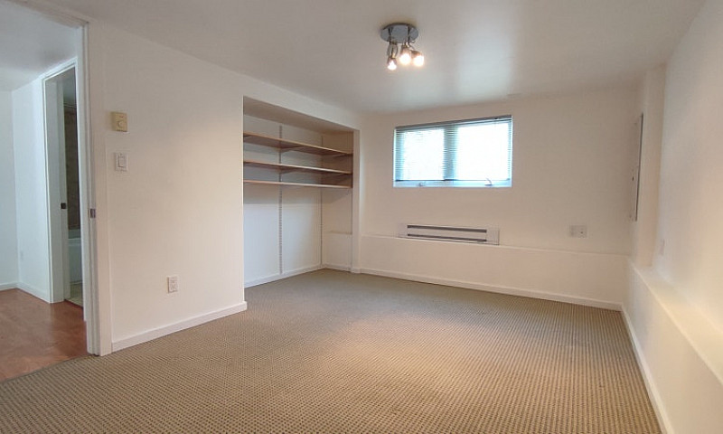 1Br - 780Ft - 1 Bedr...