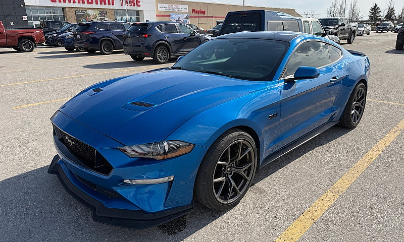 2020 Ford Mustang Gt...