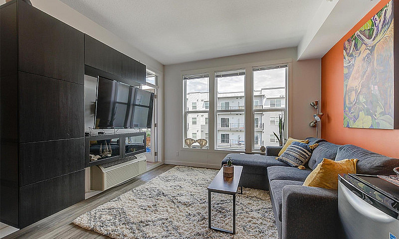 Two Bedroom, Top Flo...