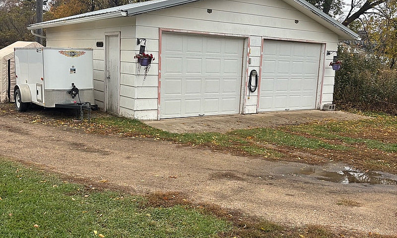 House  In Craik For ...