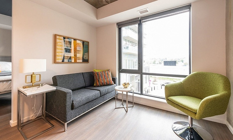 One Bed Furnished Wi...